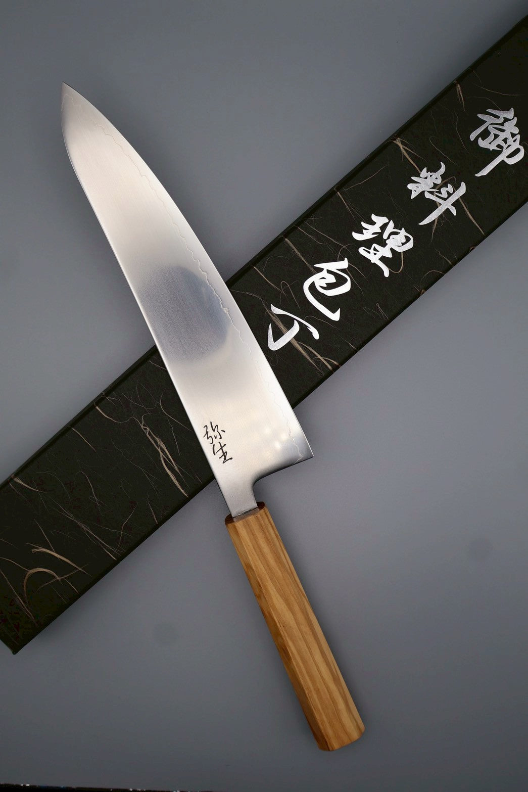 光　牛刀　Hikari Shef knife