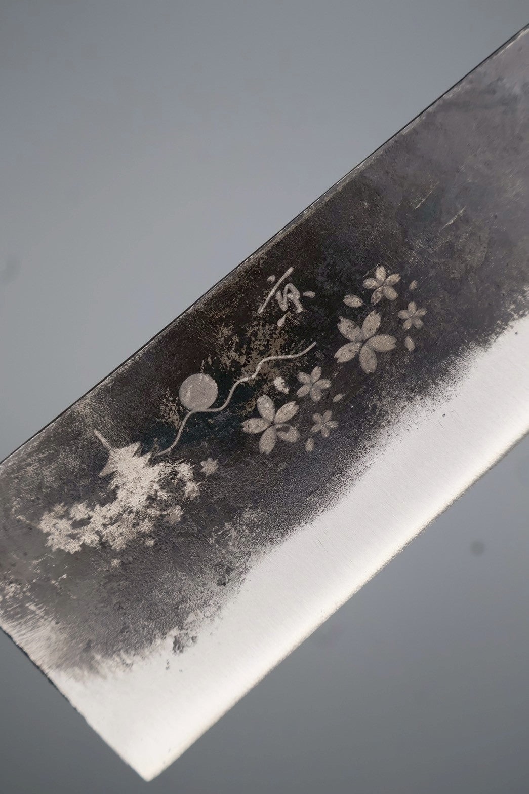 京　桜　三徳包丁 Miyako Sakura Santoku