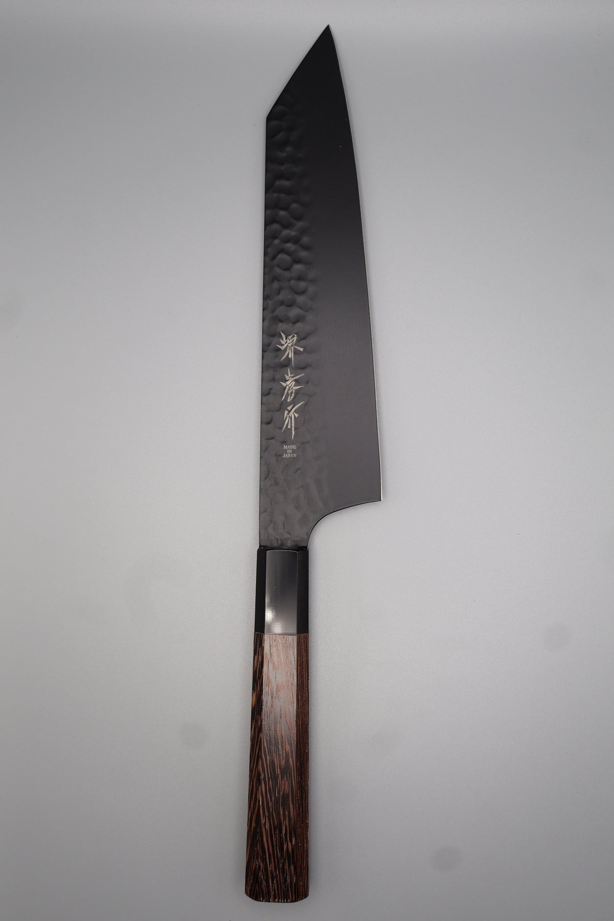 A82 黒影和剣型牛刀190