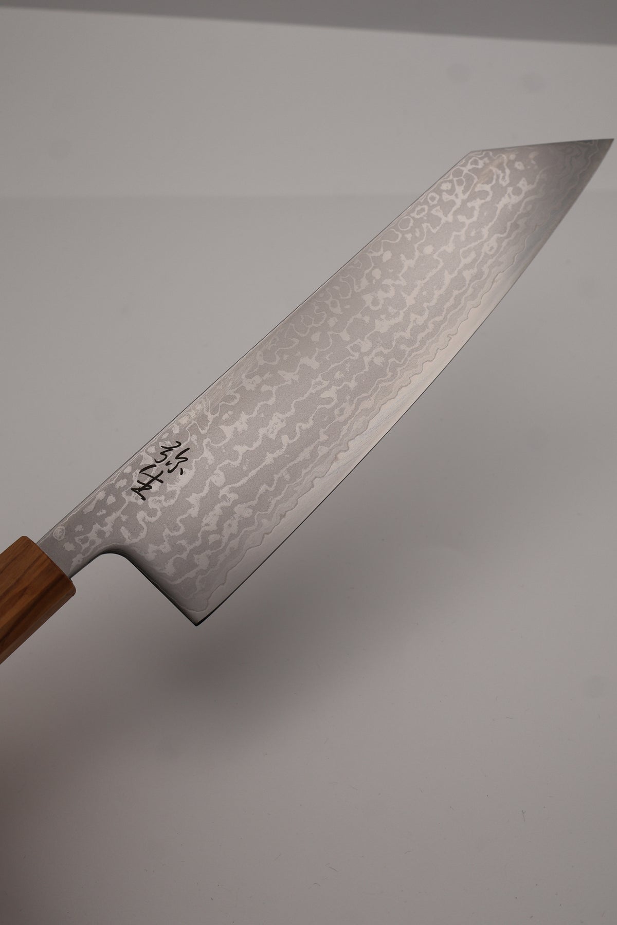 E177 雲 切付牛刀210 Kumo Sworded Chef Knife
